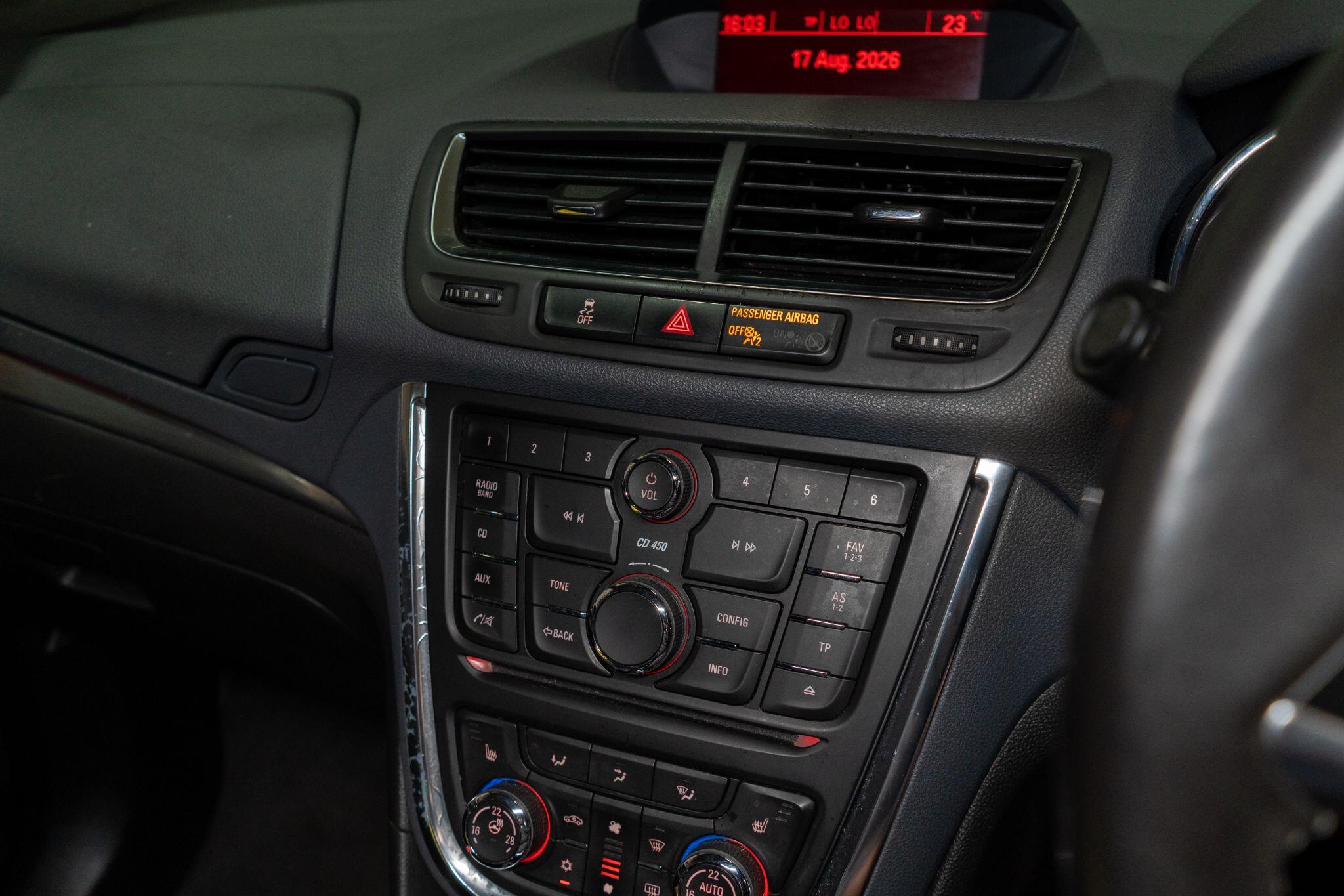 Vauxhall Mokka view 31