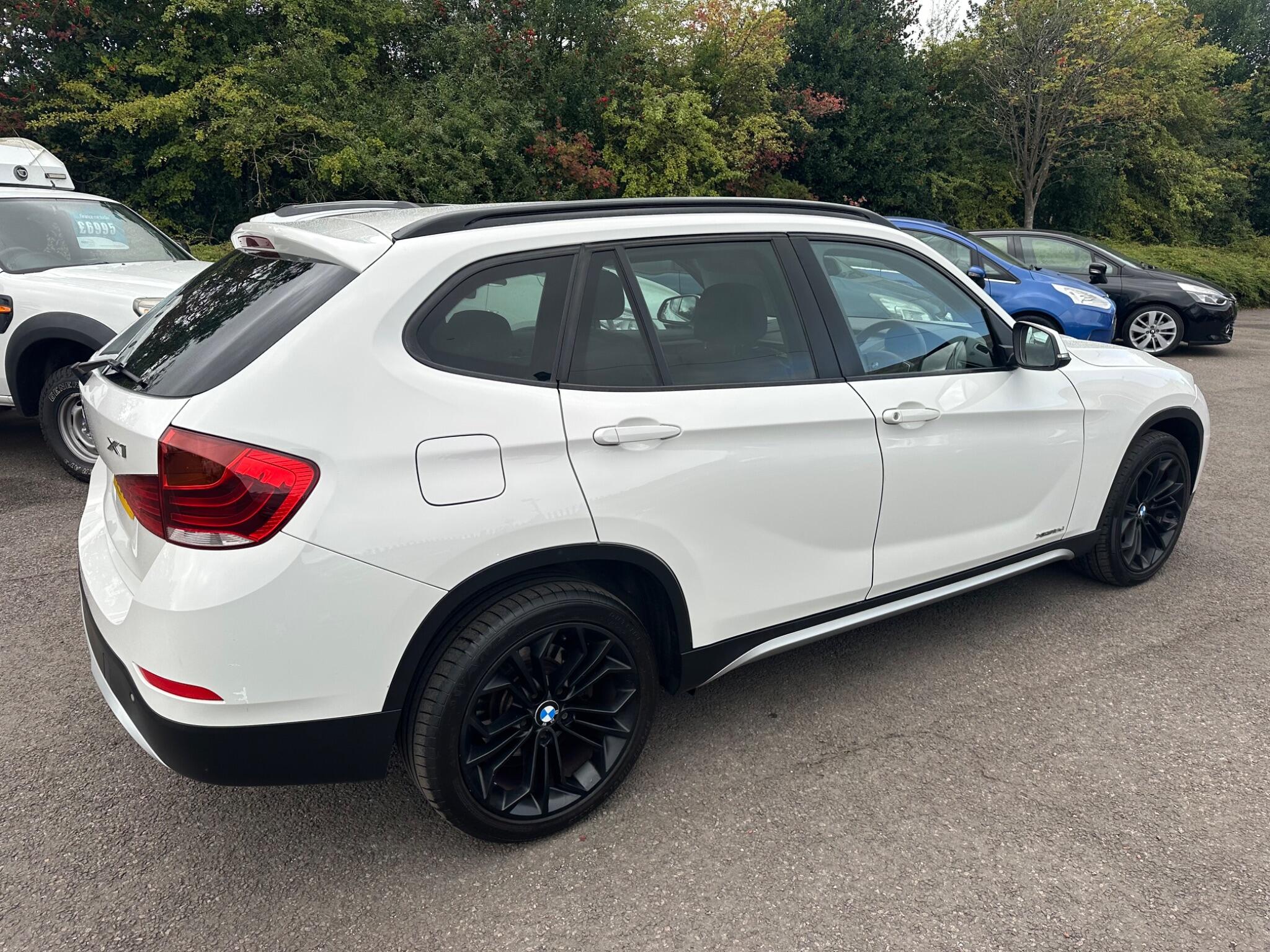 BMW X1 view 14