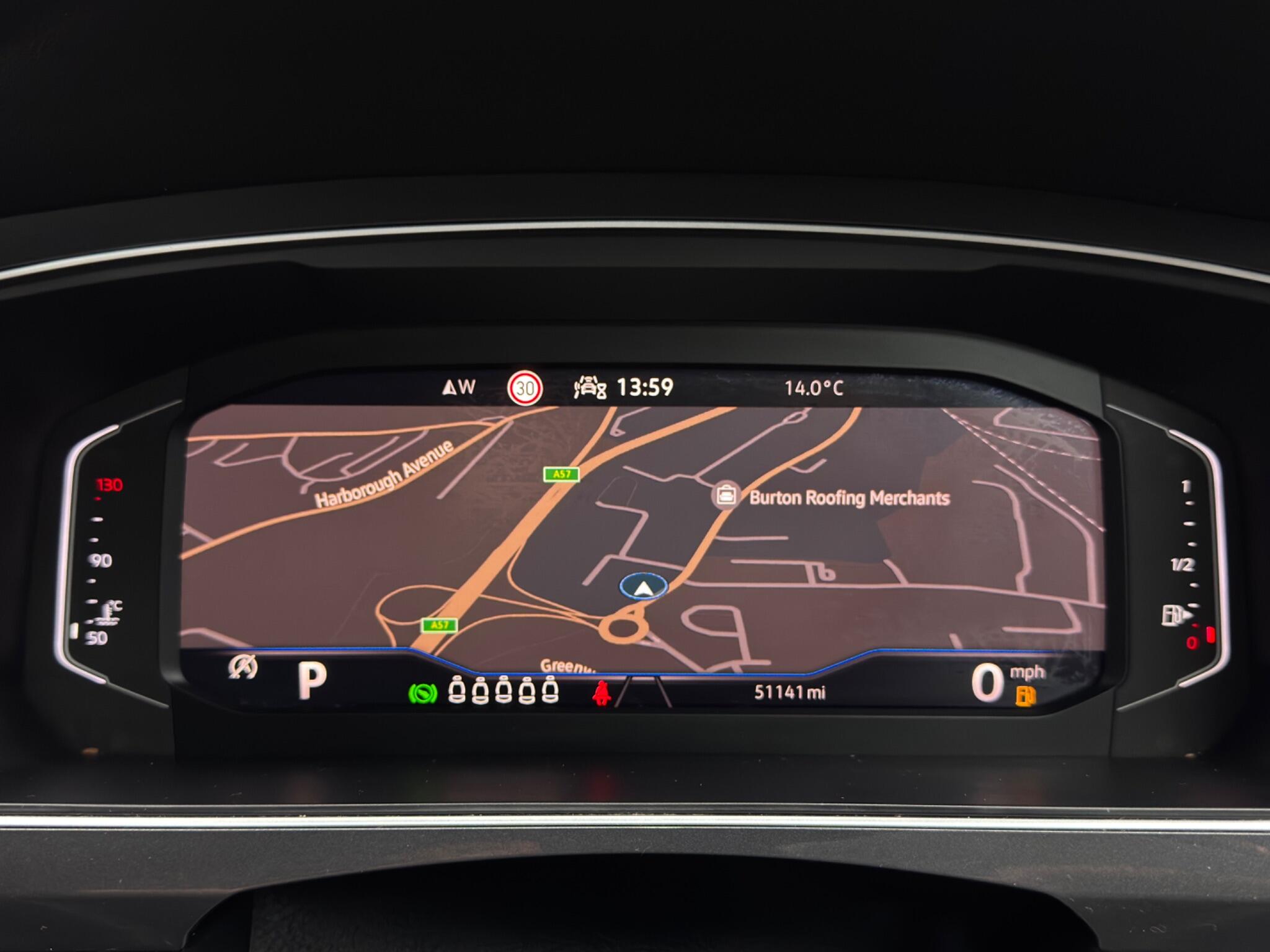 Volkswagen Tiguan Allspace view 21