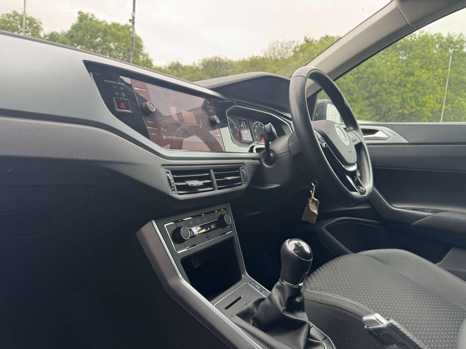 Volkswagen Polo view 21