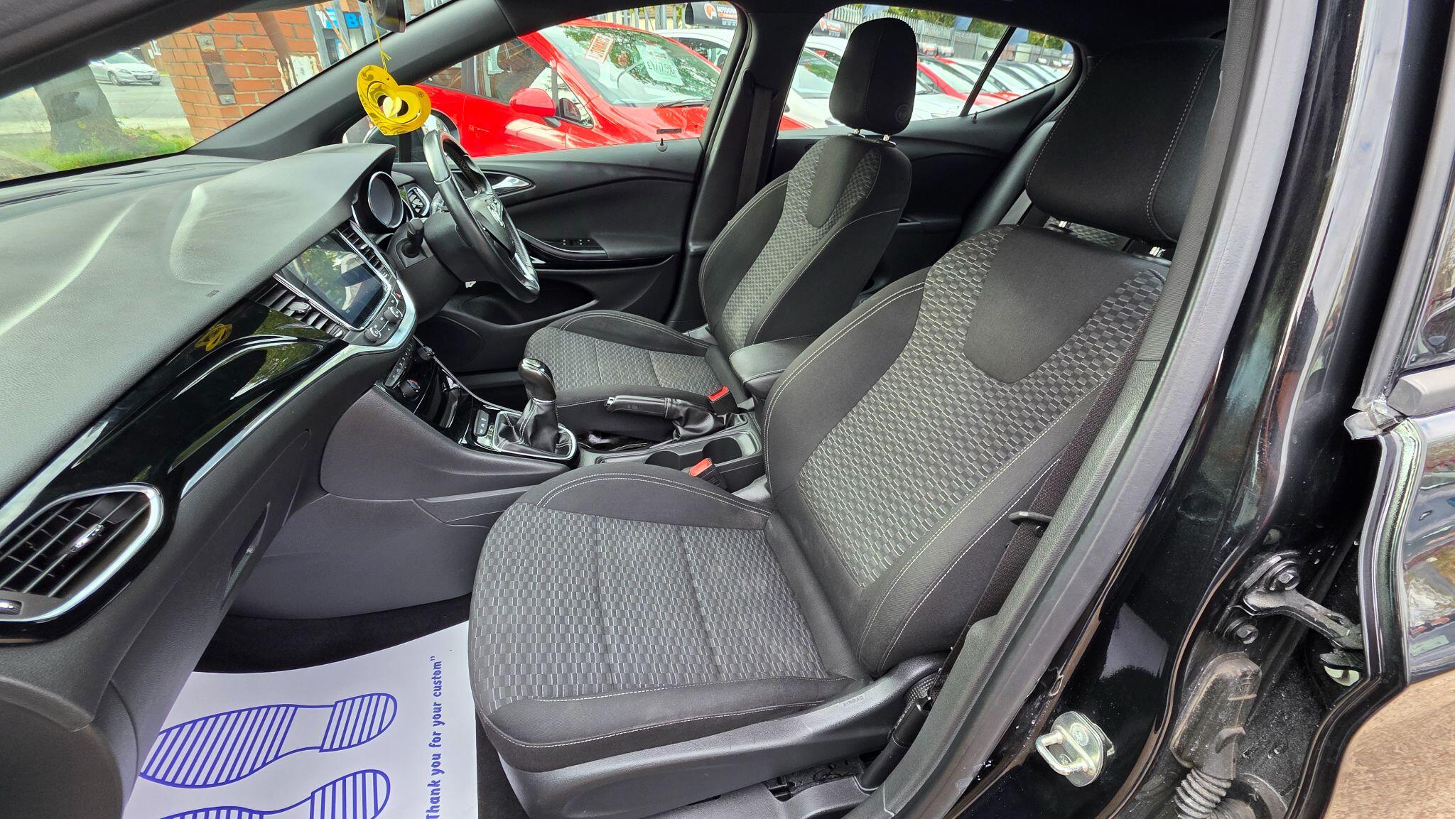 Vauxhall Astra view 27