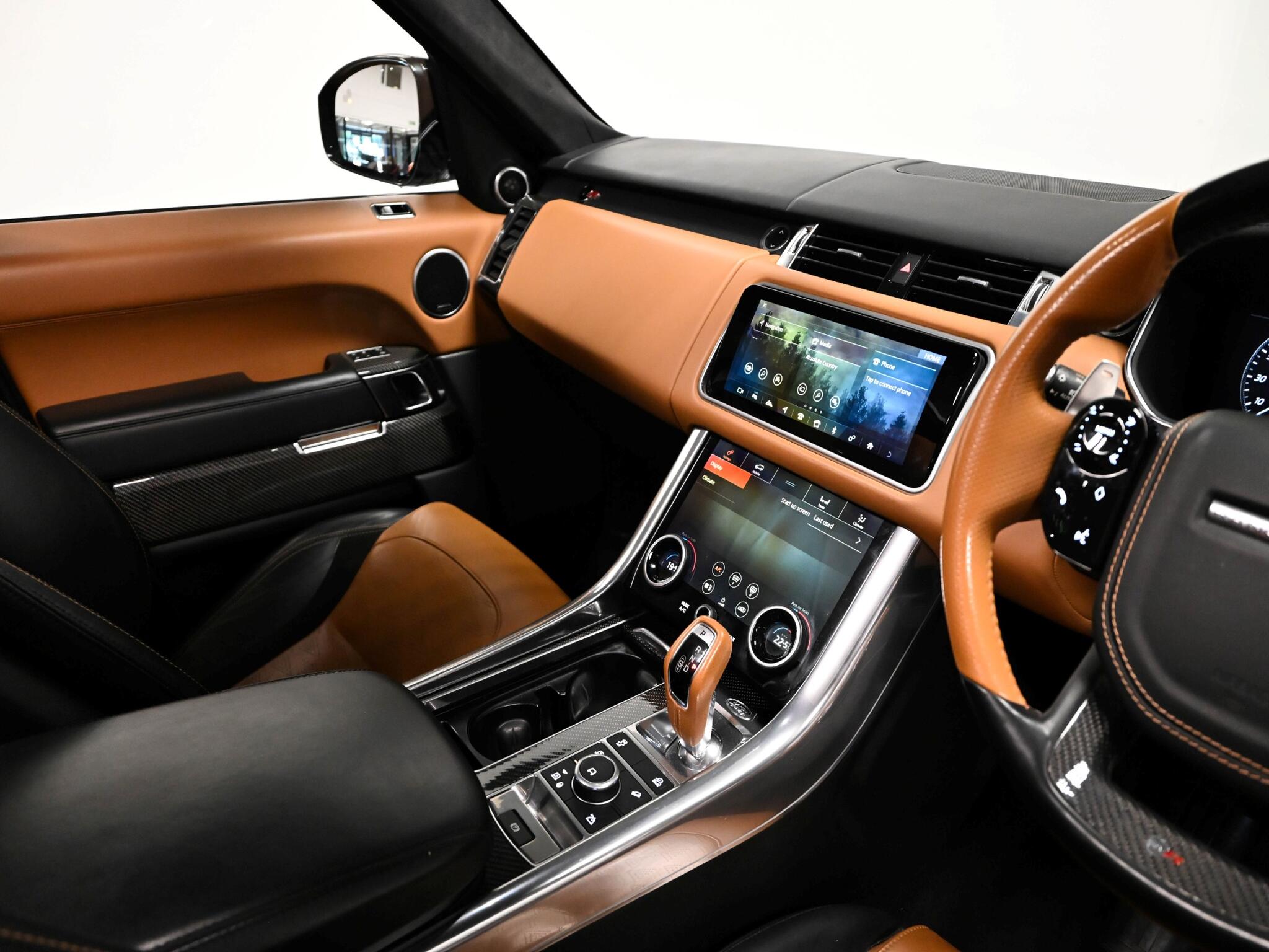 Land Rover Range Rover Sport view 43