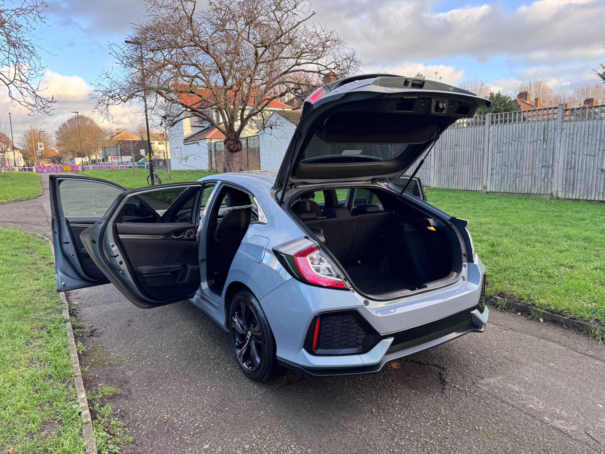 2017 Honda Civic image 29
