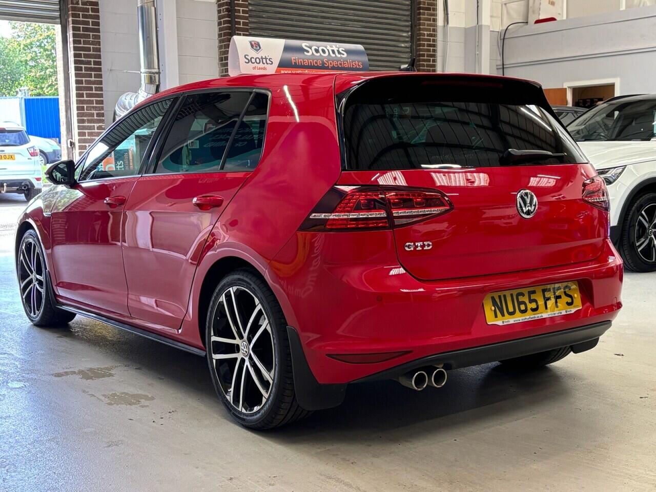 Volkswagen Golf view 7