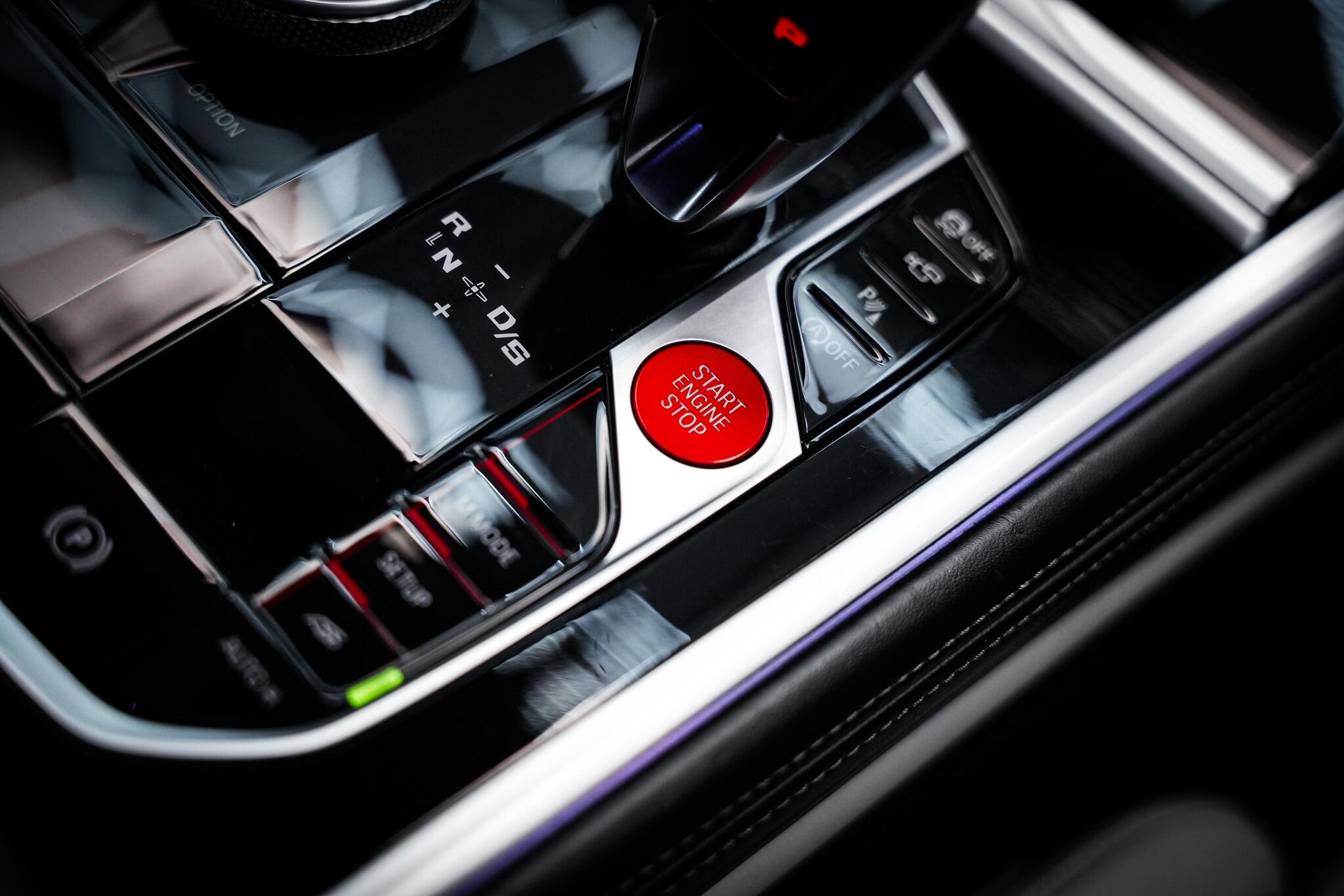 BMW M8 view 41
