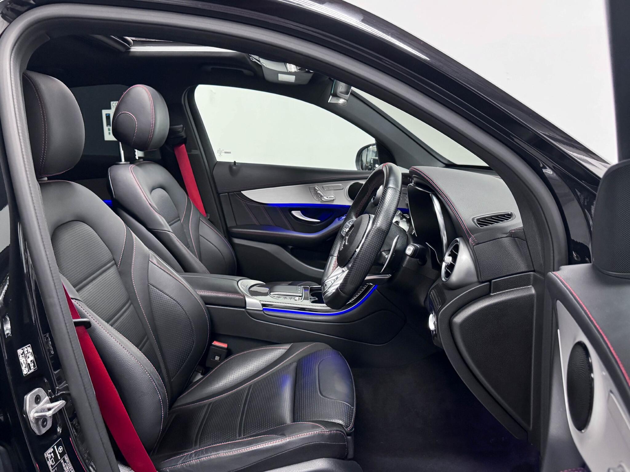Mercedes-Benz GLC view 21