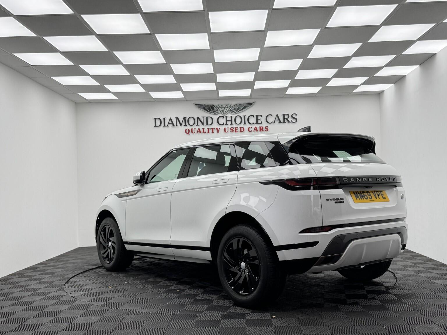 Land Rover Range Rover Evoque view 4