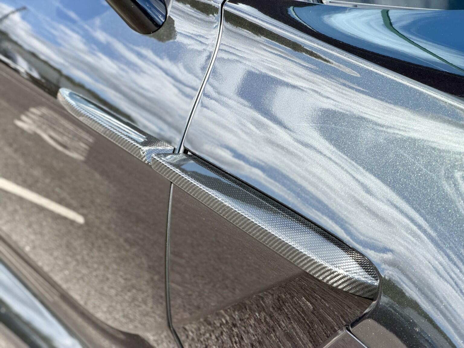 Aston Martin DBX view 12