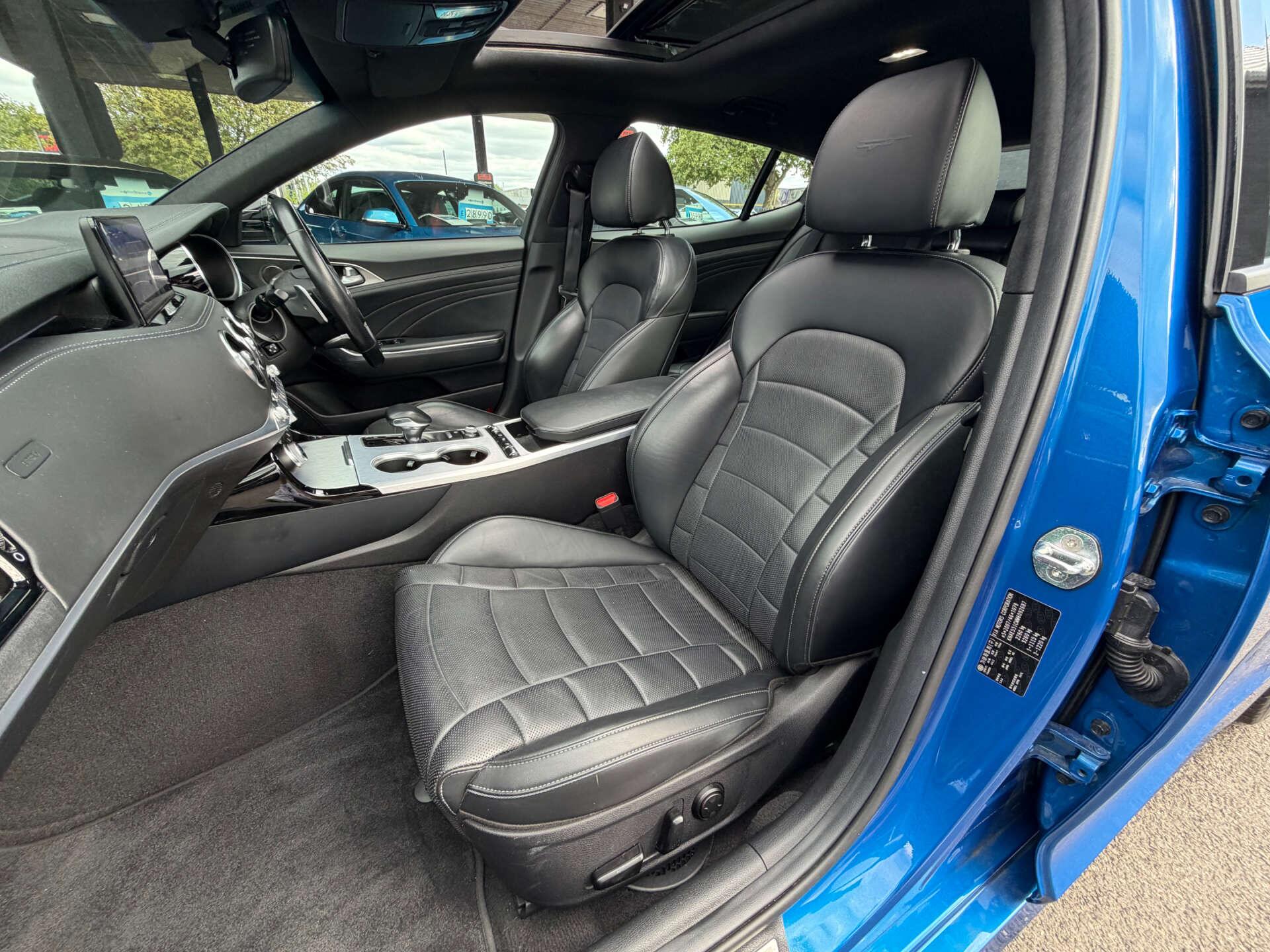 Kia Stinger view 3