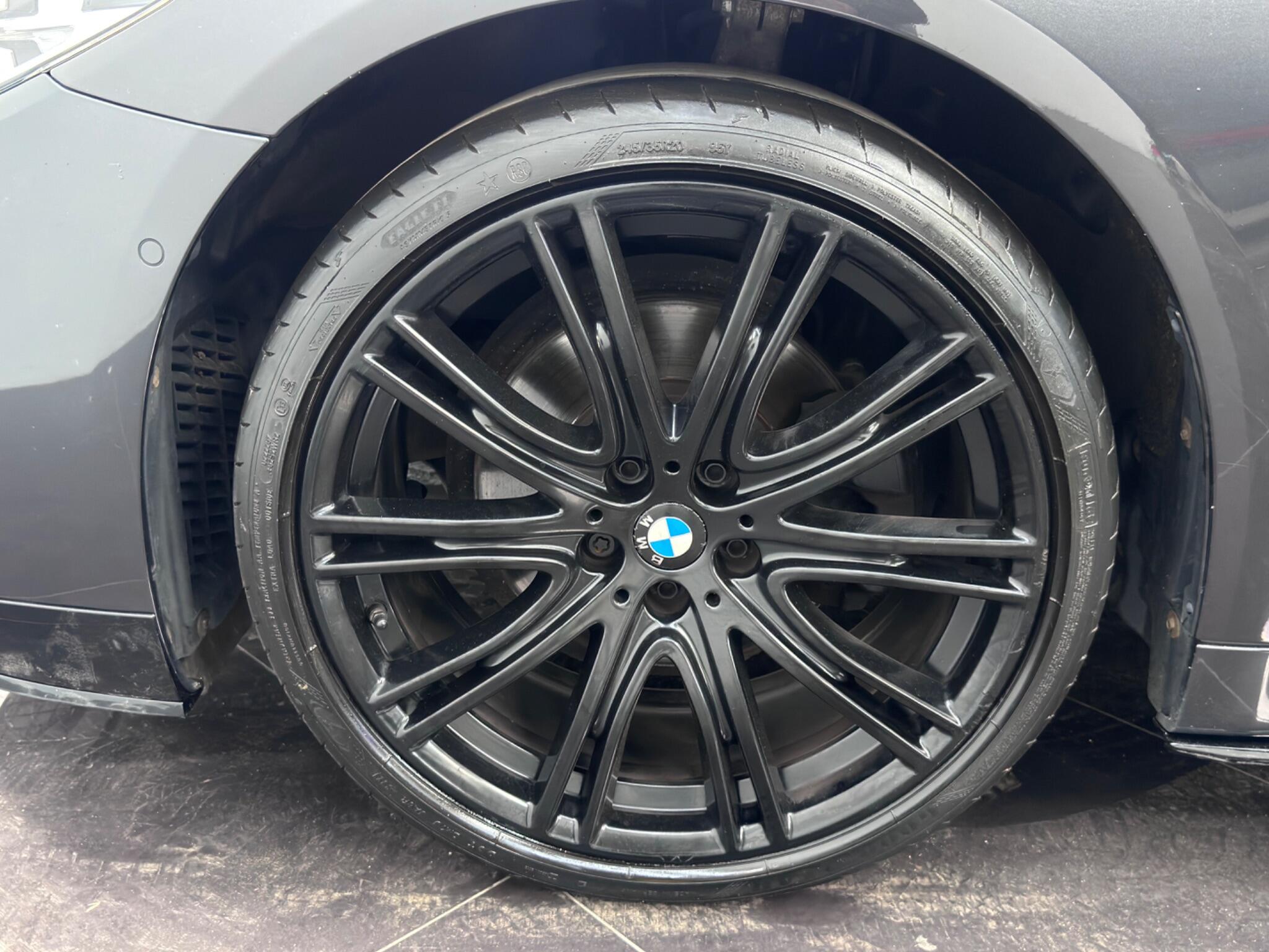 BMW 5 Series view 65