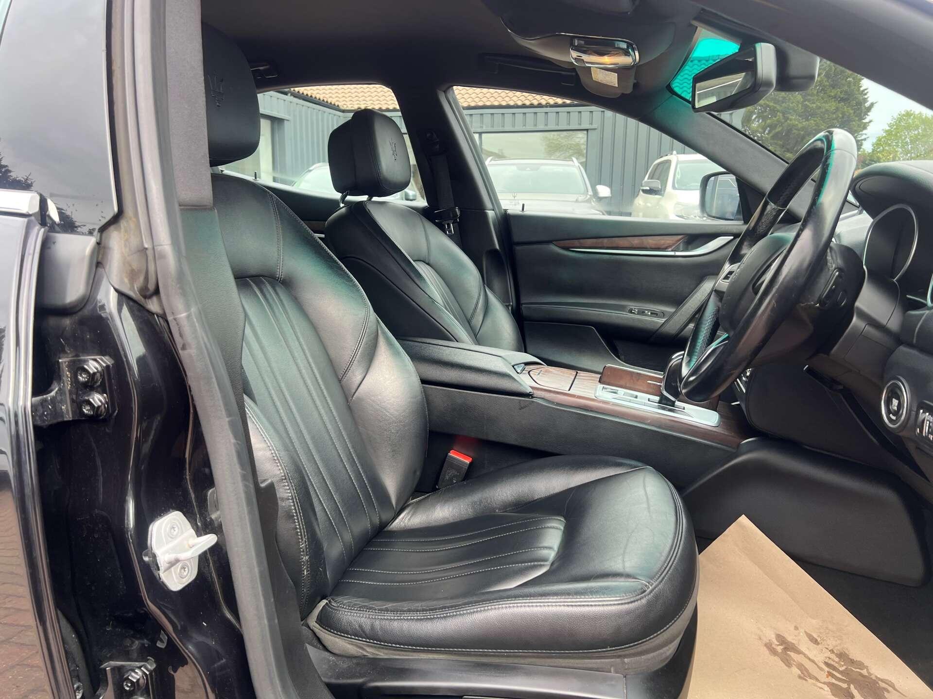Maserati Ghibli view 16