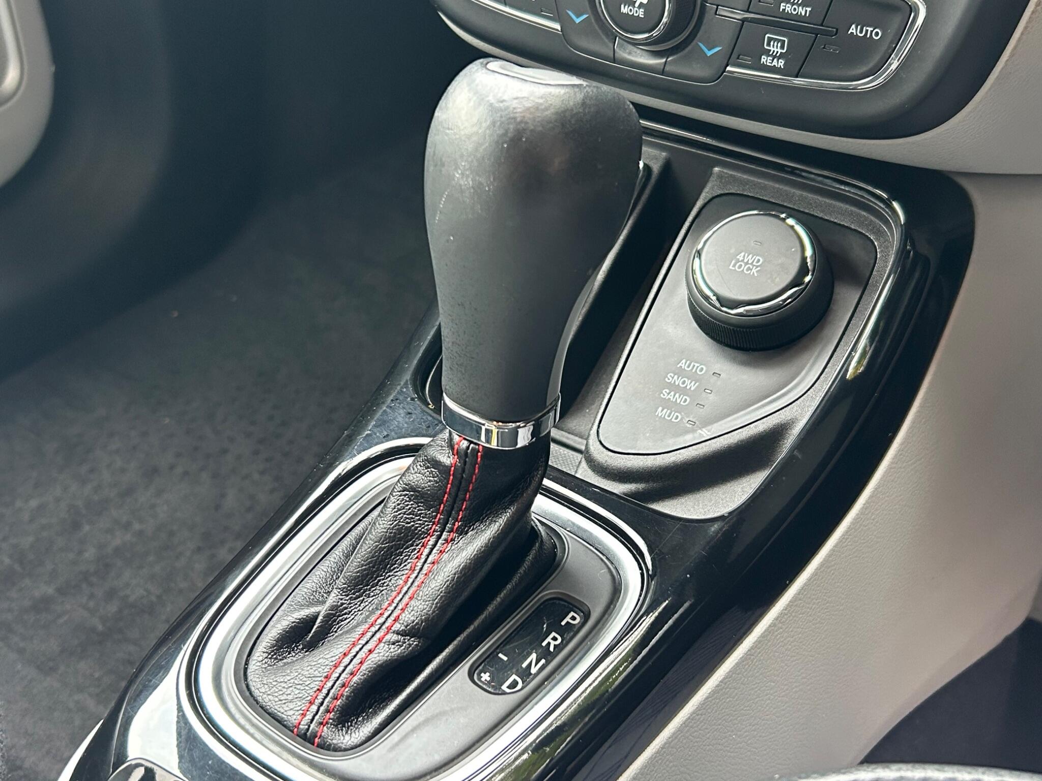 Jeep Compass view 24