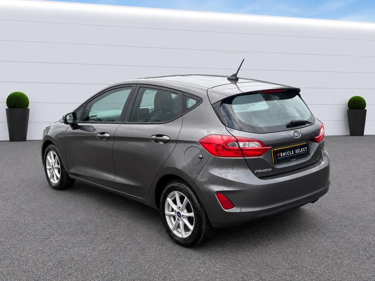 Ford Fiesta view 8