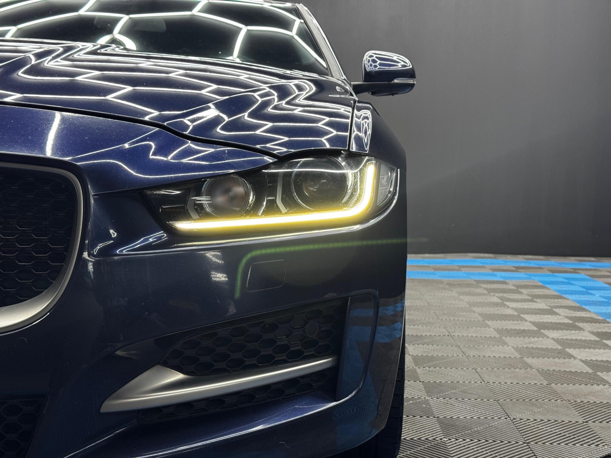 Jaguar XE view 44