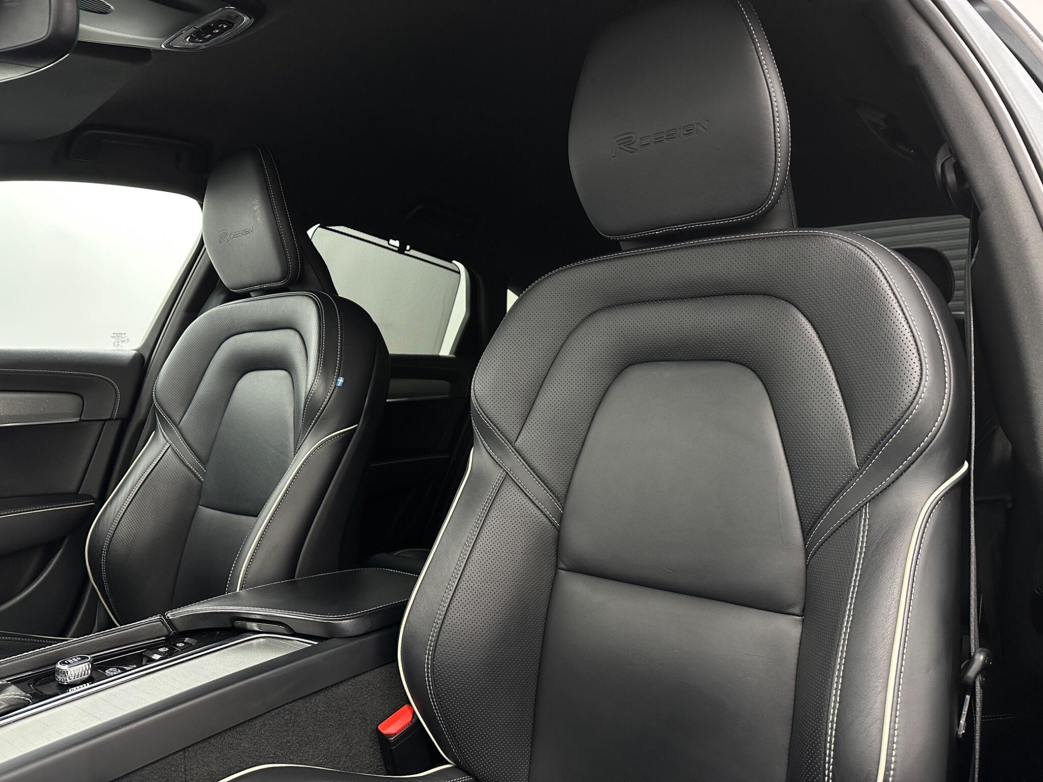 Volvo S90 view 36
