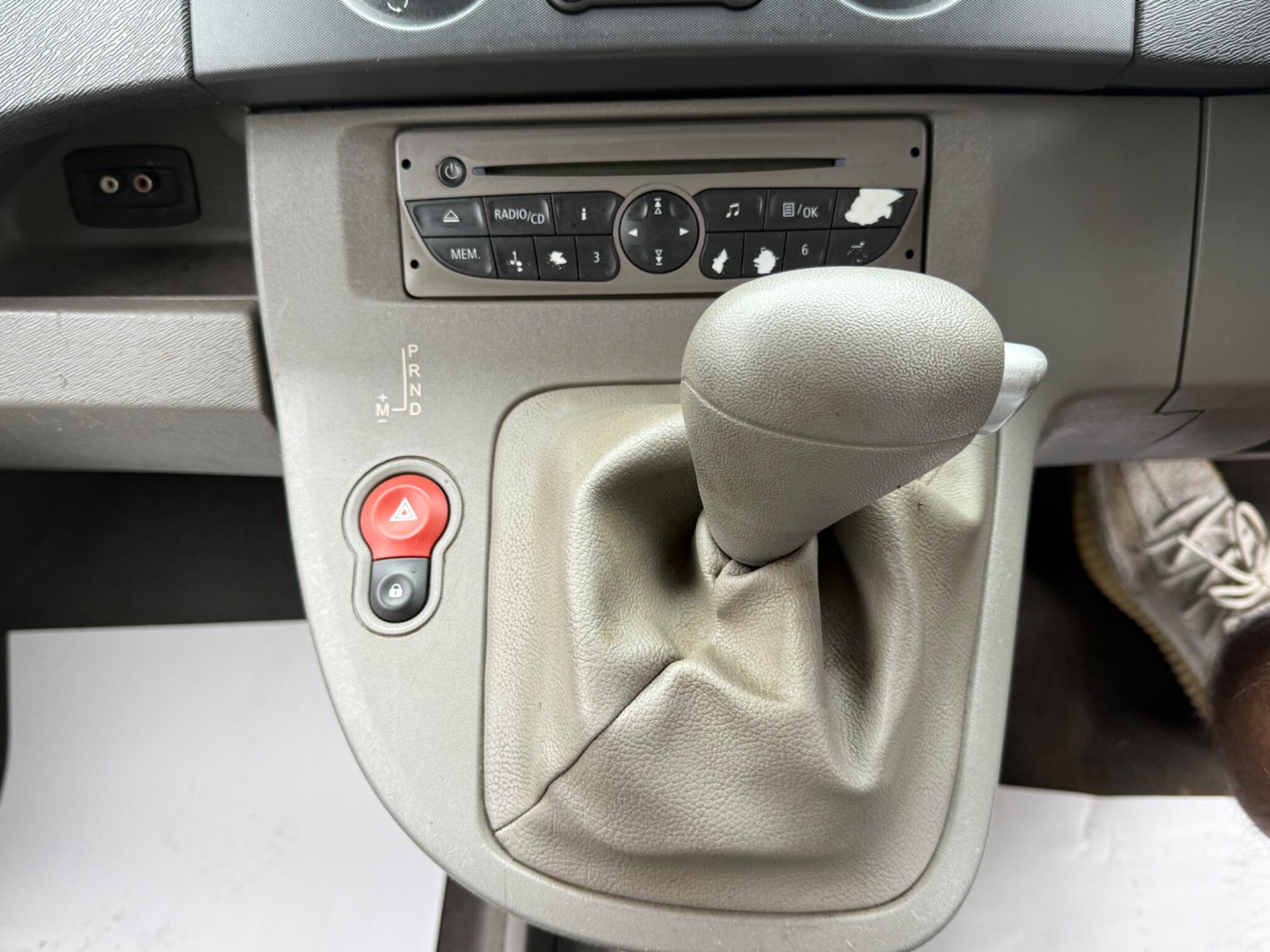 Renault Kangoo - Image 31