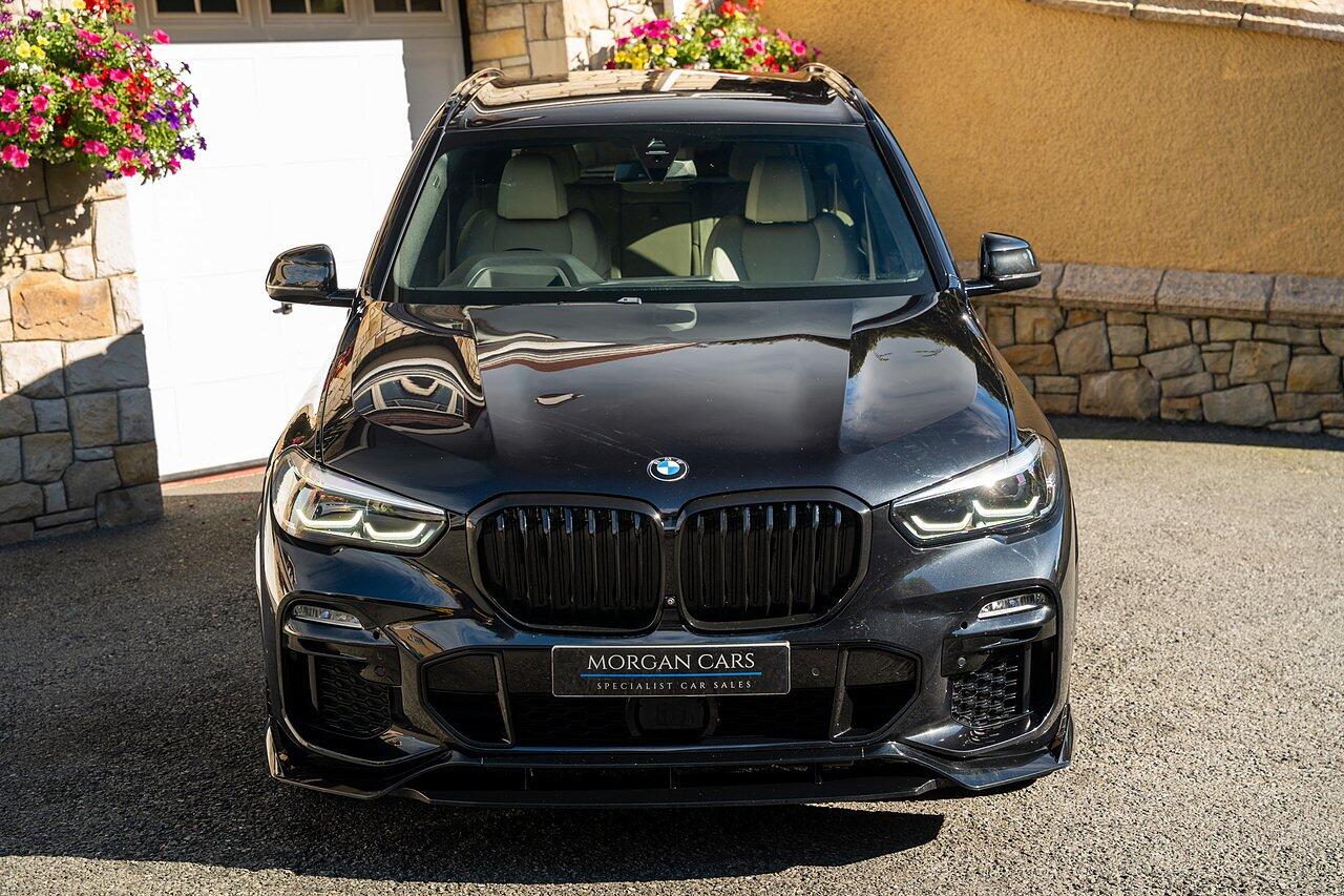BMW X5 view 32