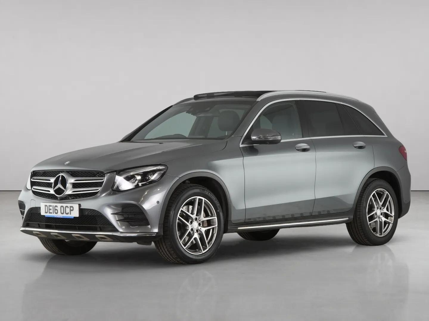 Mercedes-Benz GLC view 2