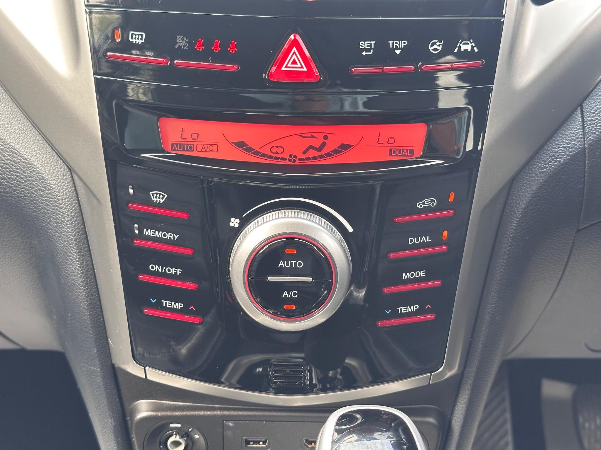 KGM Tivoli view 39