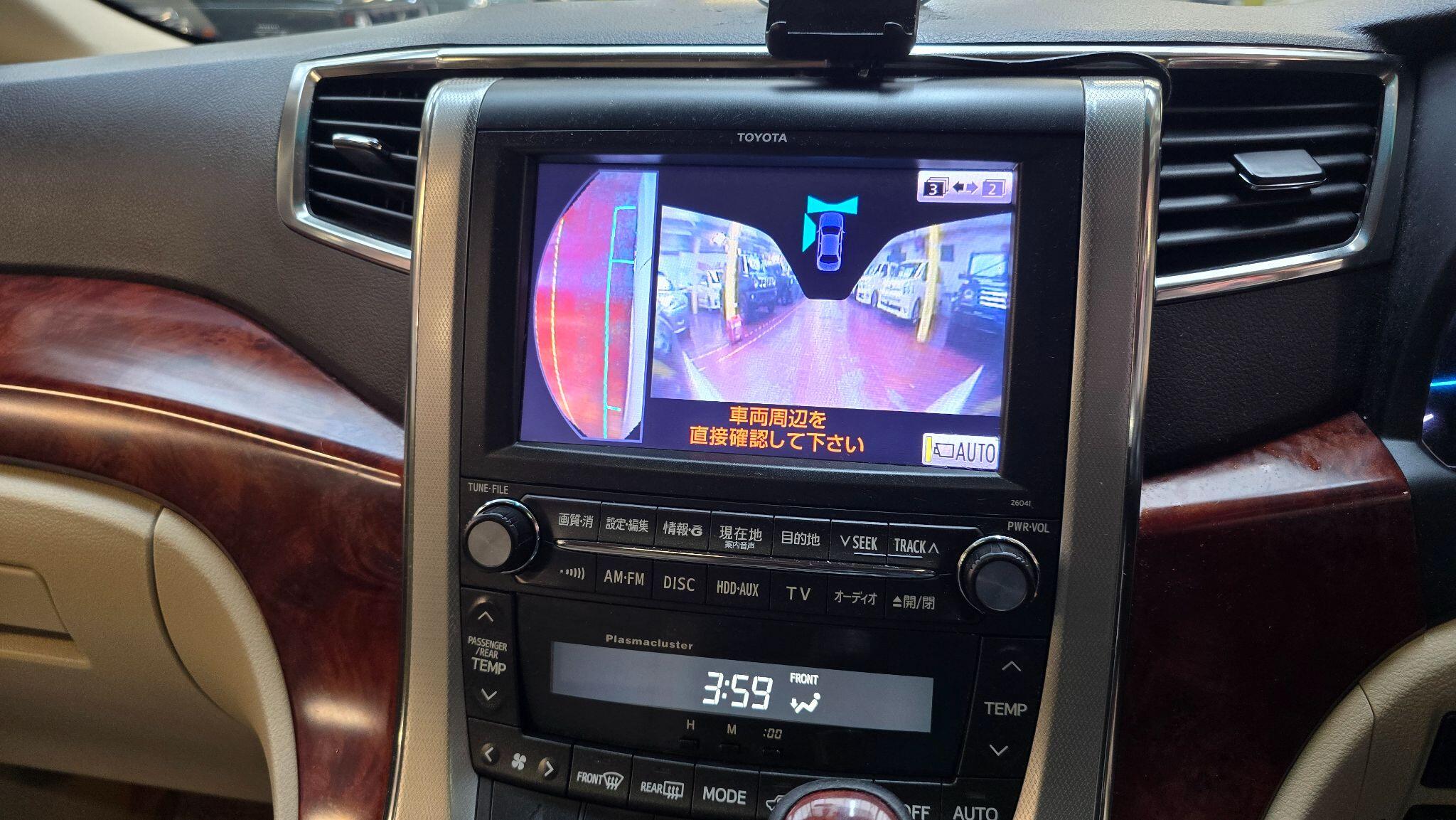 Toyota Vellfire view 6