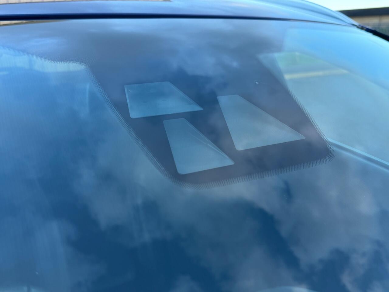 Ford Focus view 20