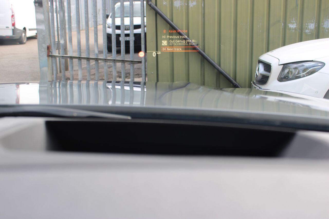 BMW 3 Series view 33