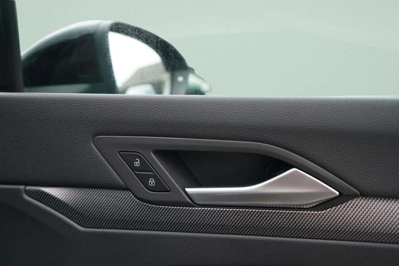 Volkswagen Golf view 46
