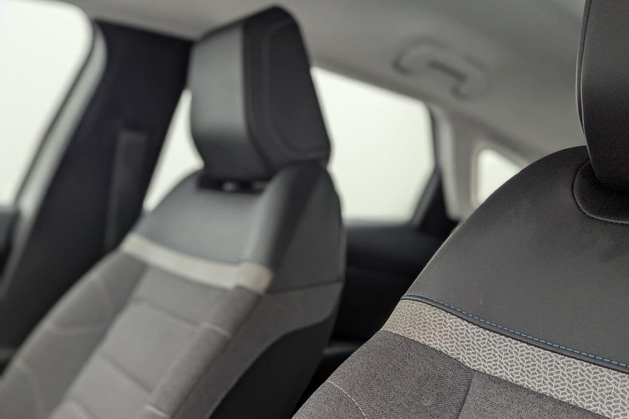 Citroen C4 view 27