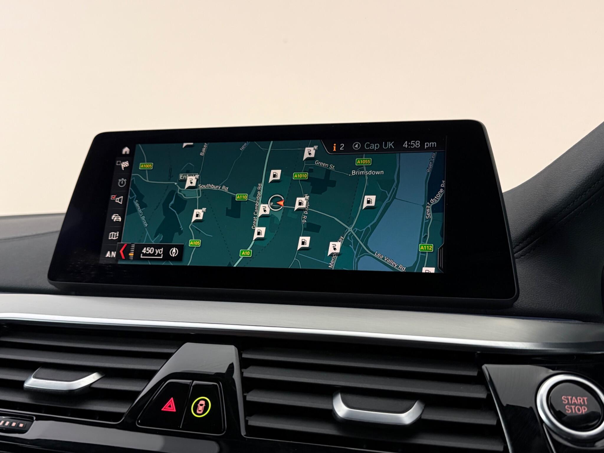 BMW 5 Series view 23