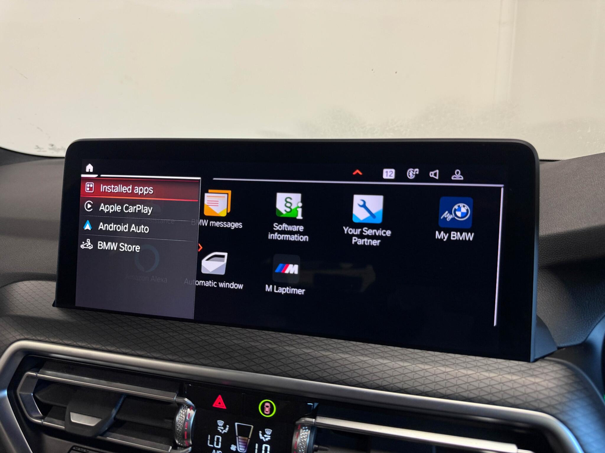 BMW X3 view 9