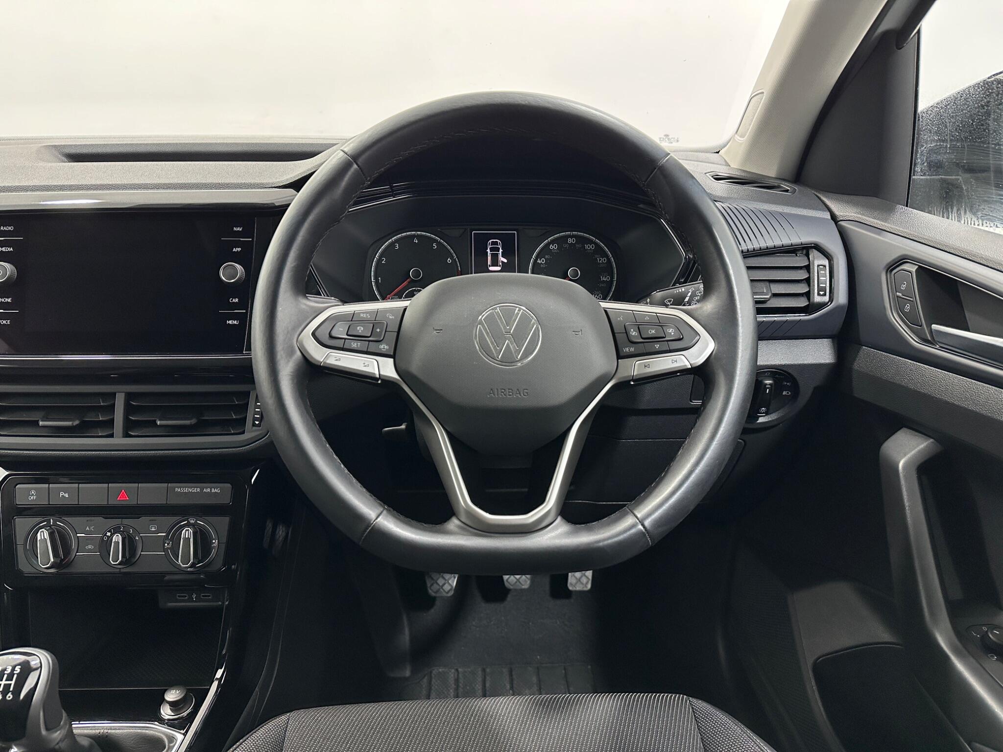 Volkswagen T-Cross view 13