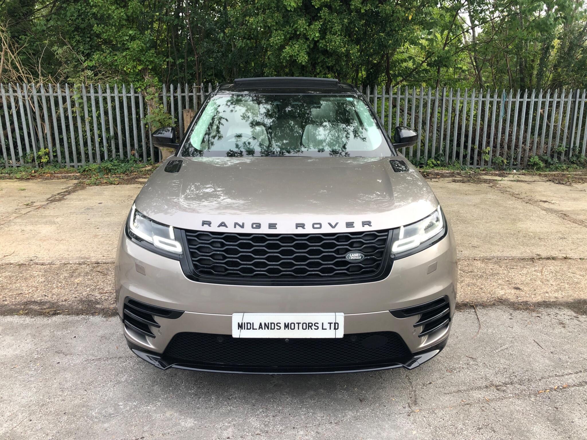 Land Rover Range Rover Velar view 16