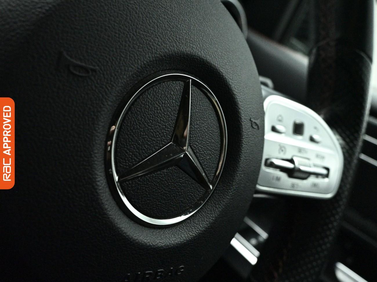 Mercedes-Benz GLB view 23