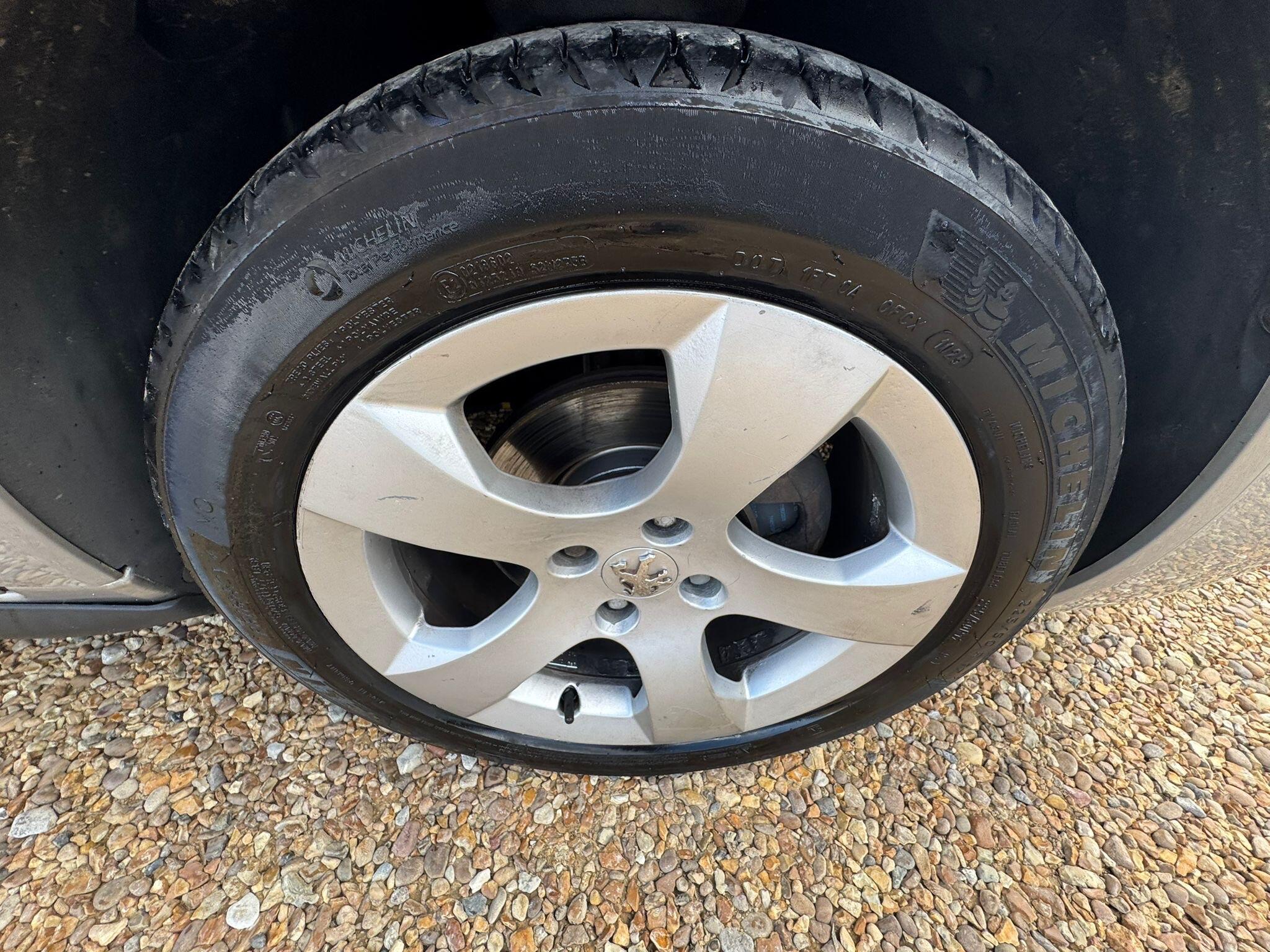 Peugeot 3008 view 24