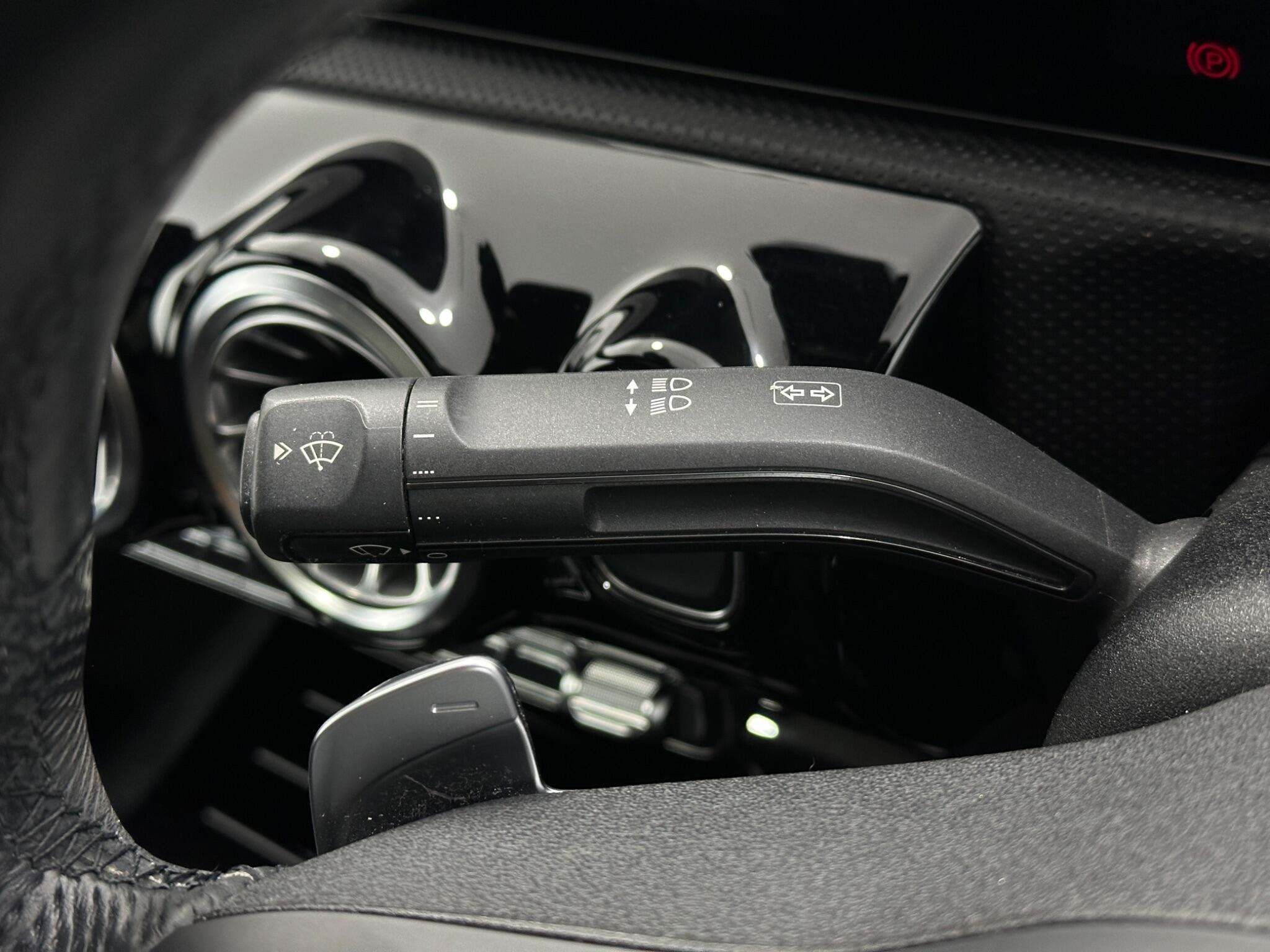 Mercedes-Benz Cla view 14