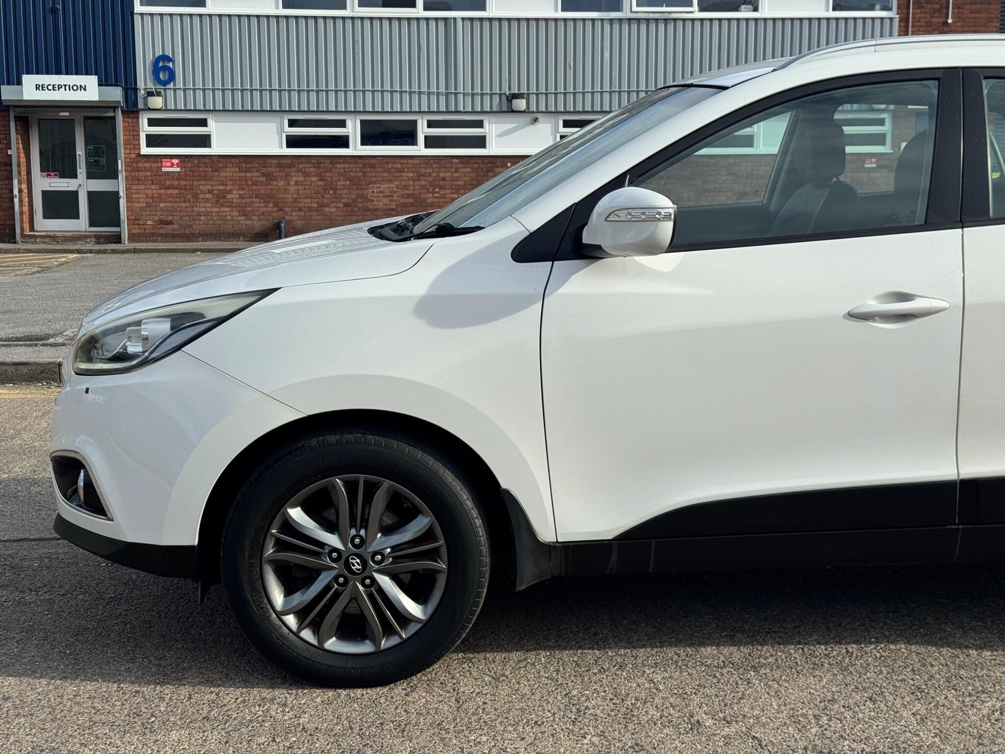 Hyundai Ix35 view 8