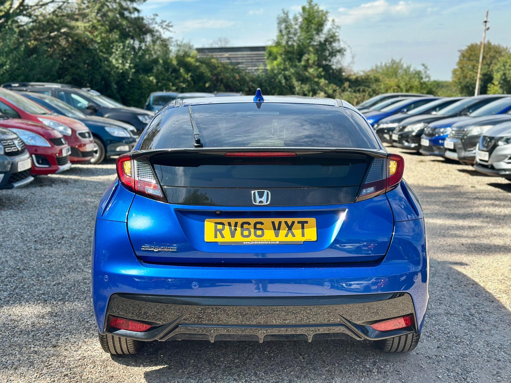 Honda Civic view 13