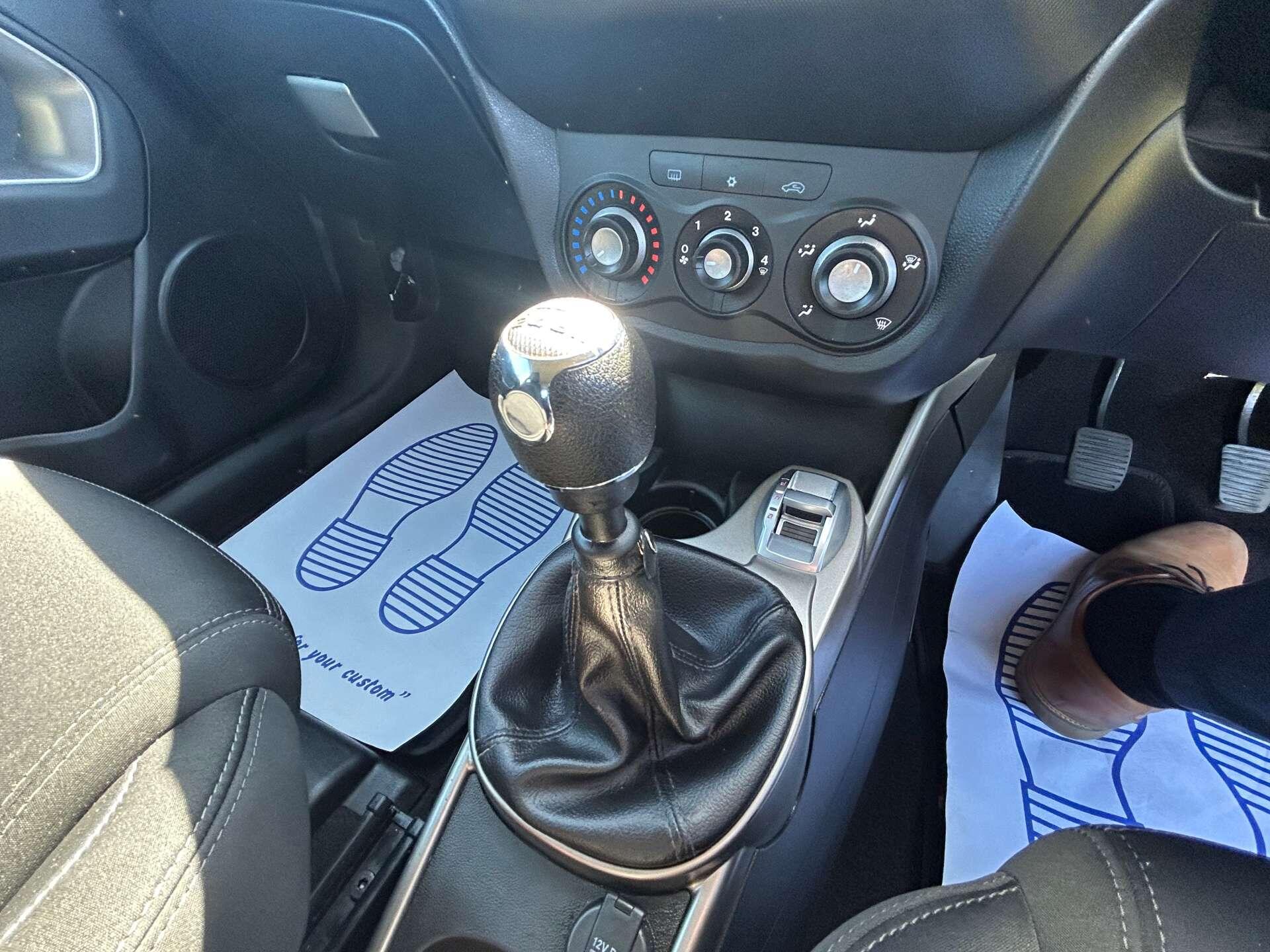 Alfa Romeo Mito view 30