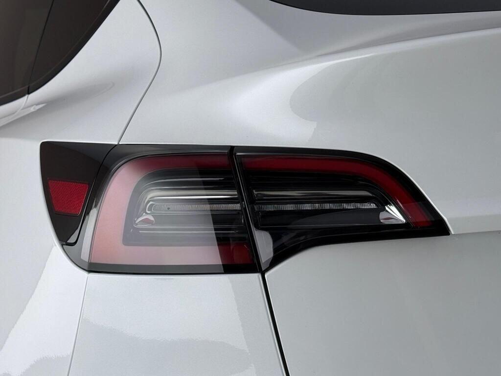 Tesla Model Y view 10