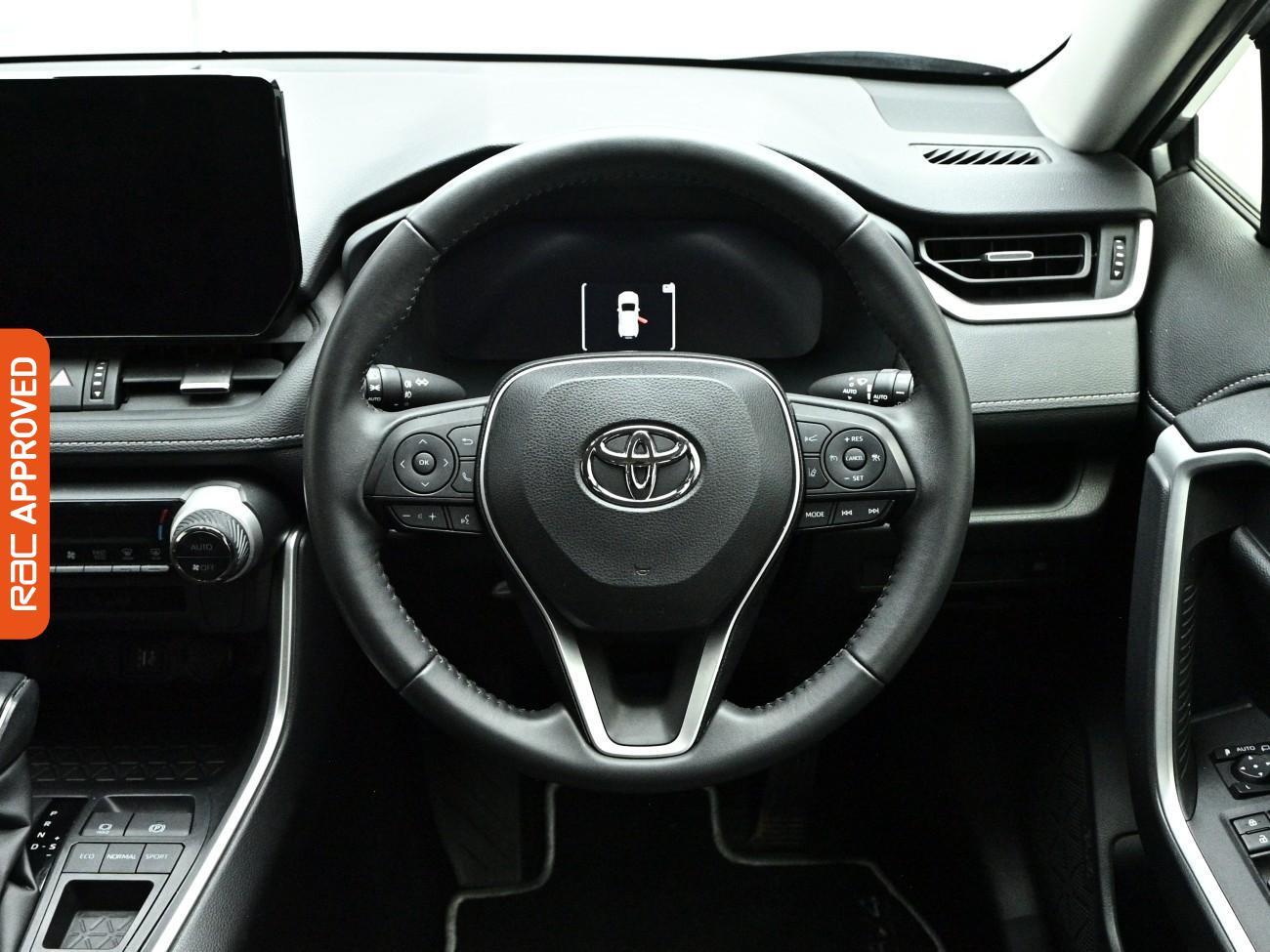 Toyota Rav4 view 9