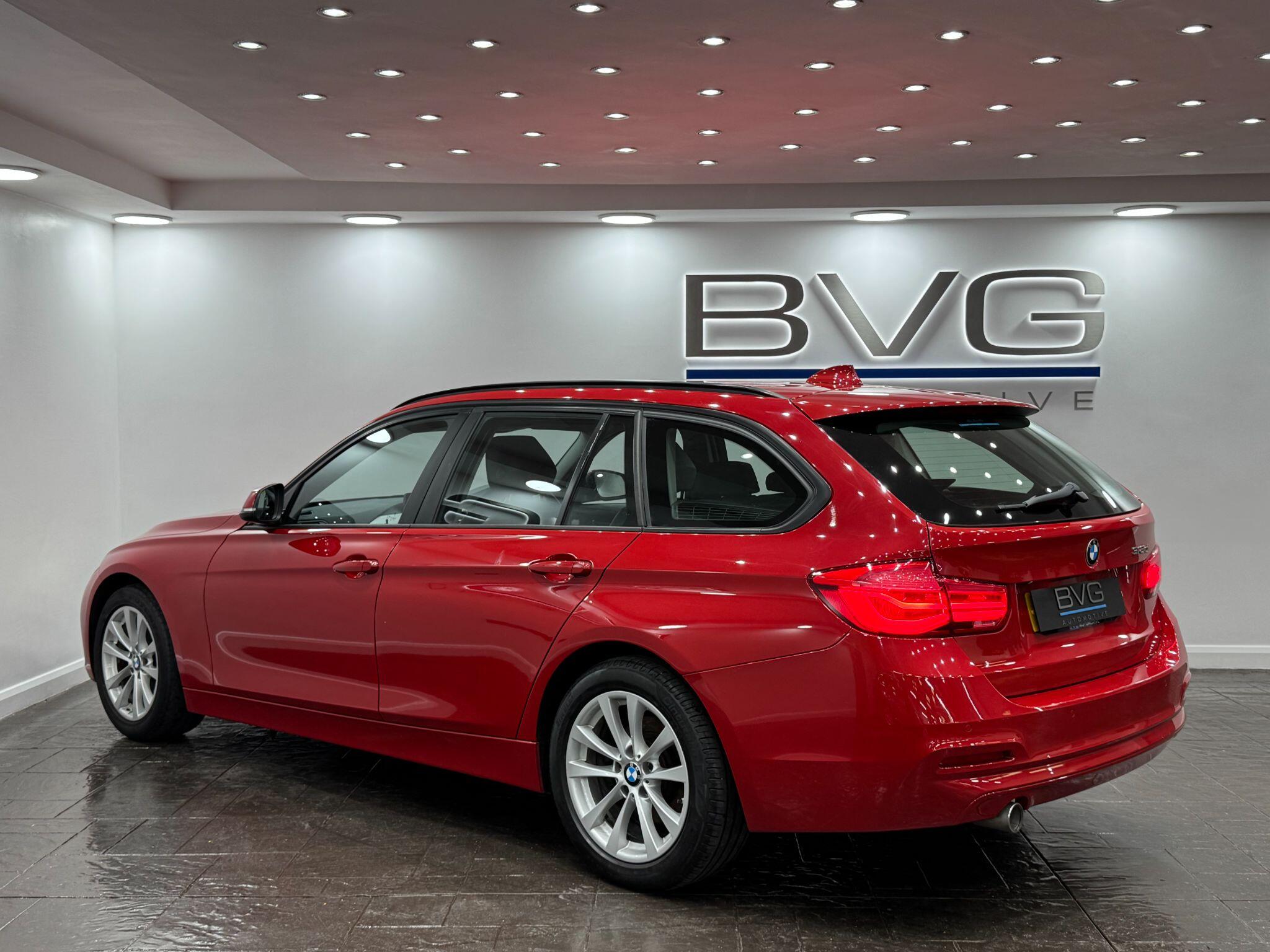 BMW 3 Series view 9
