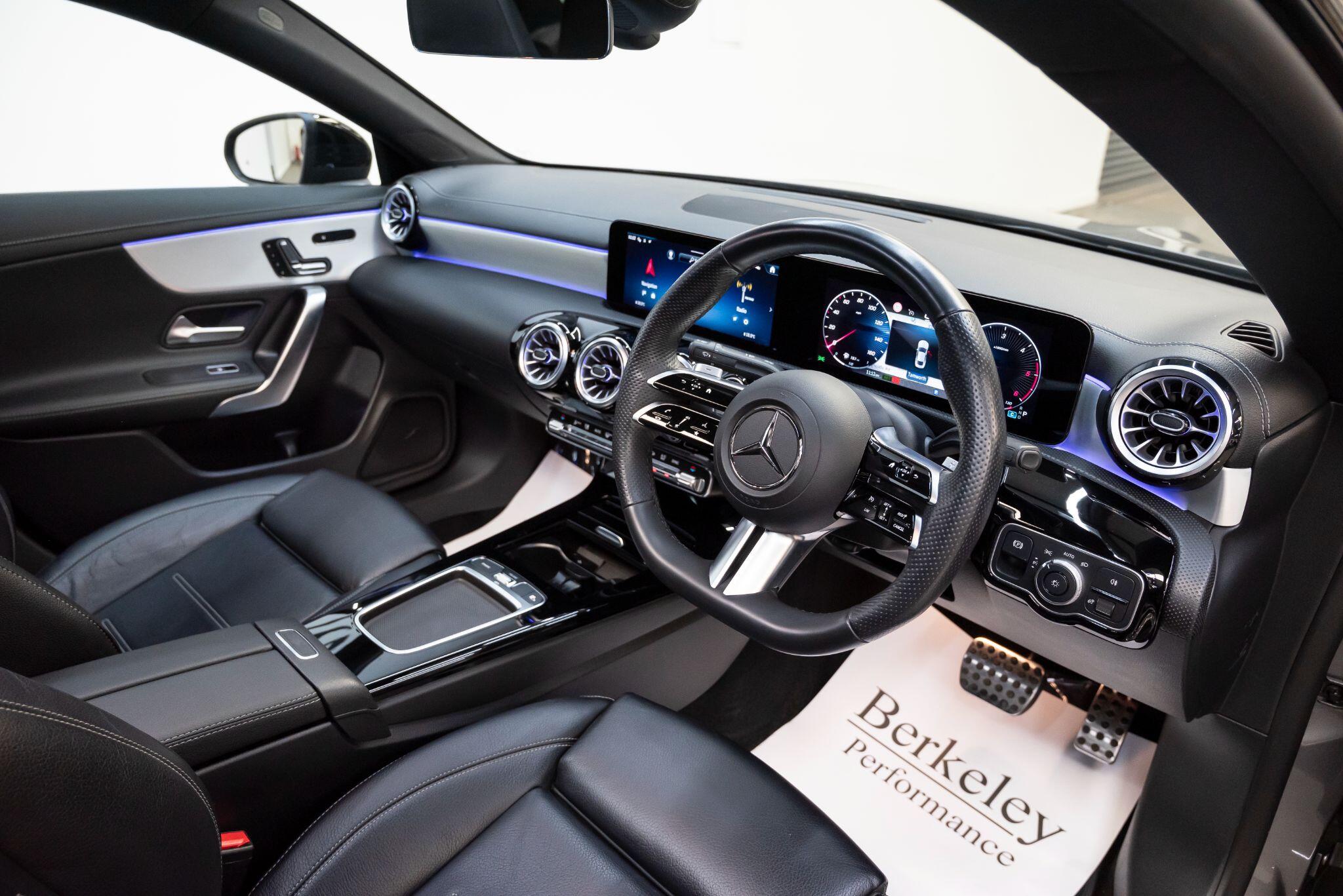Mercedes-Benz CLA view 18
