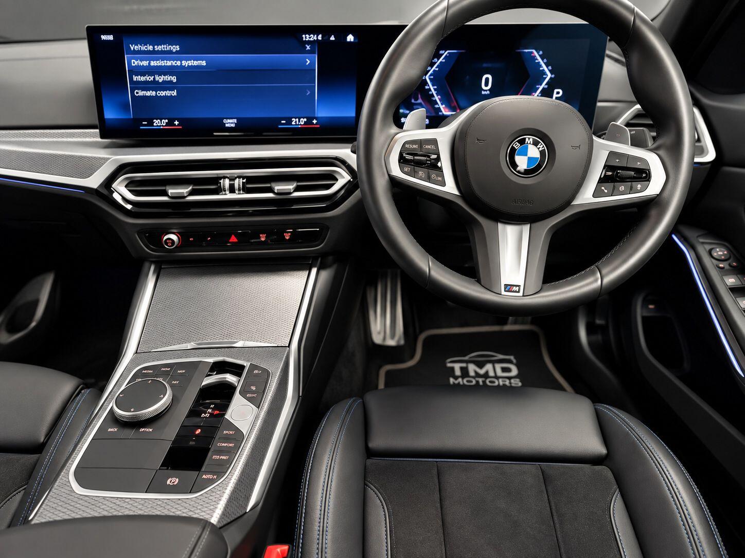 BMW 3 Series view 14