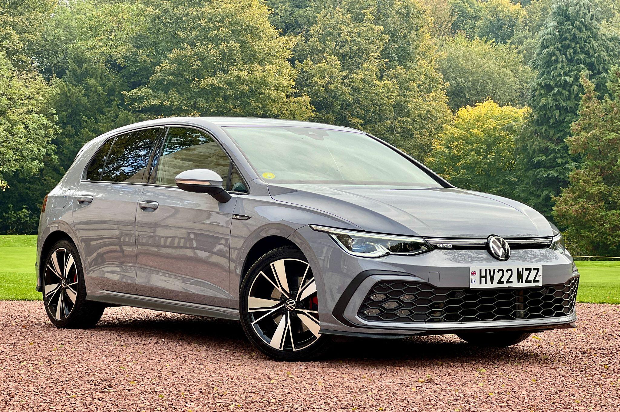 Volkswagen Golf view 2