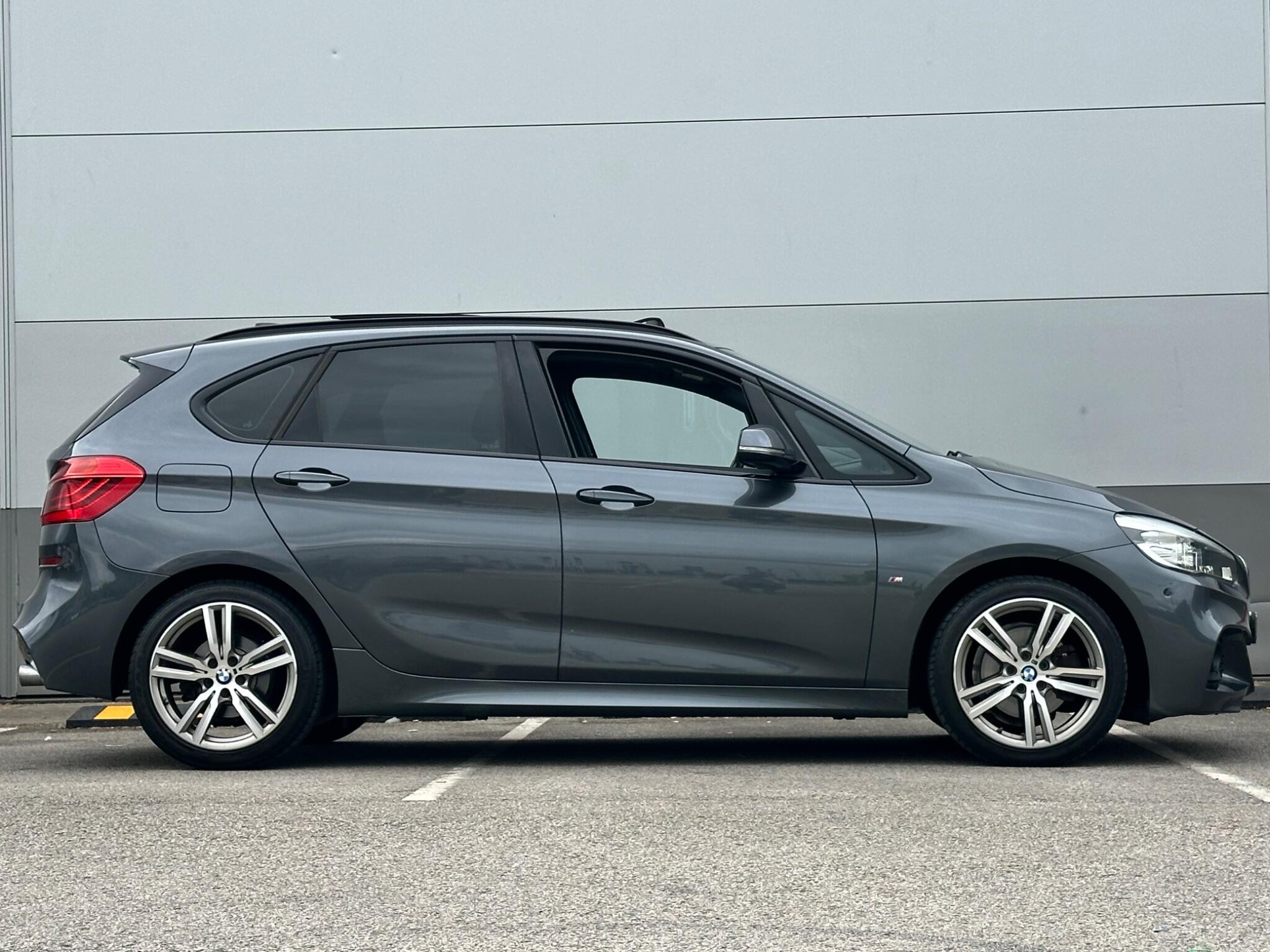 BMW 2 Series Active Tourer view 9