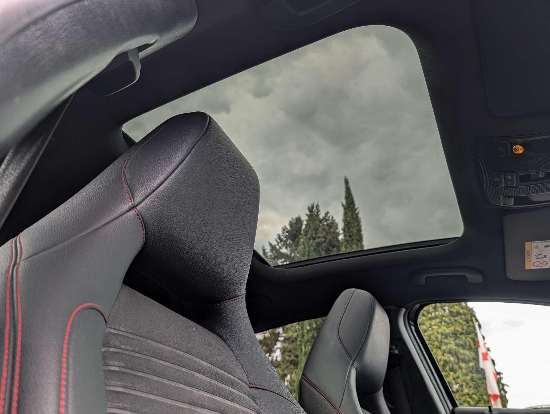 Mercedes-Benz A-Class view 23