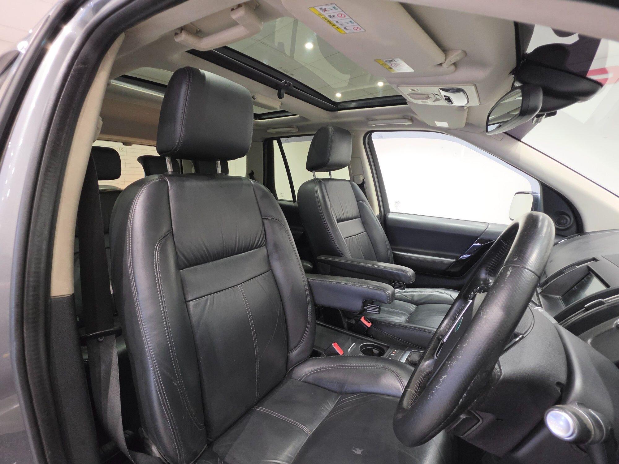 Land Rover Freelander view 26