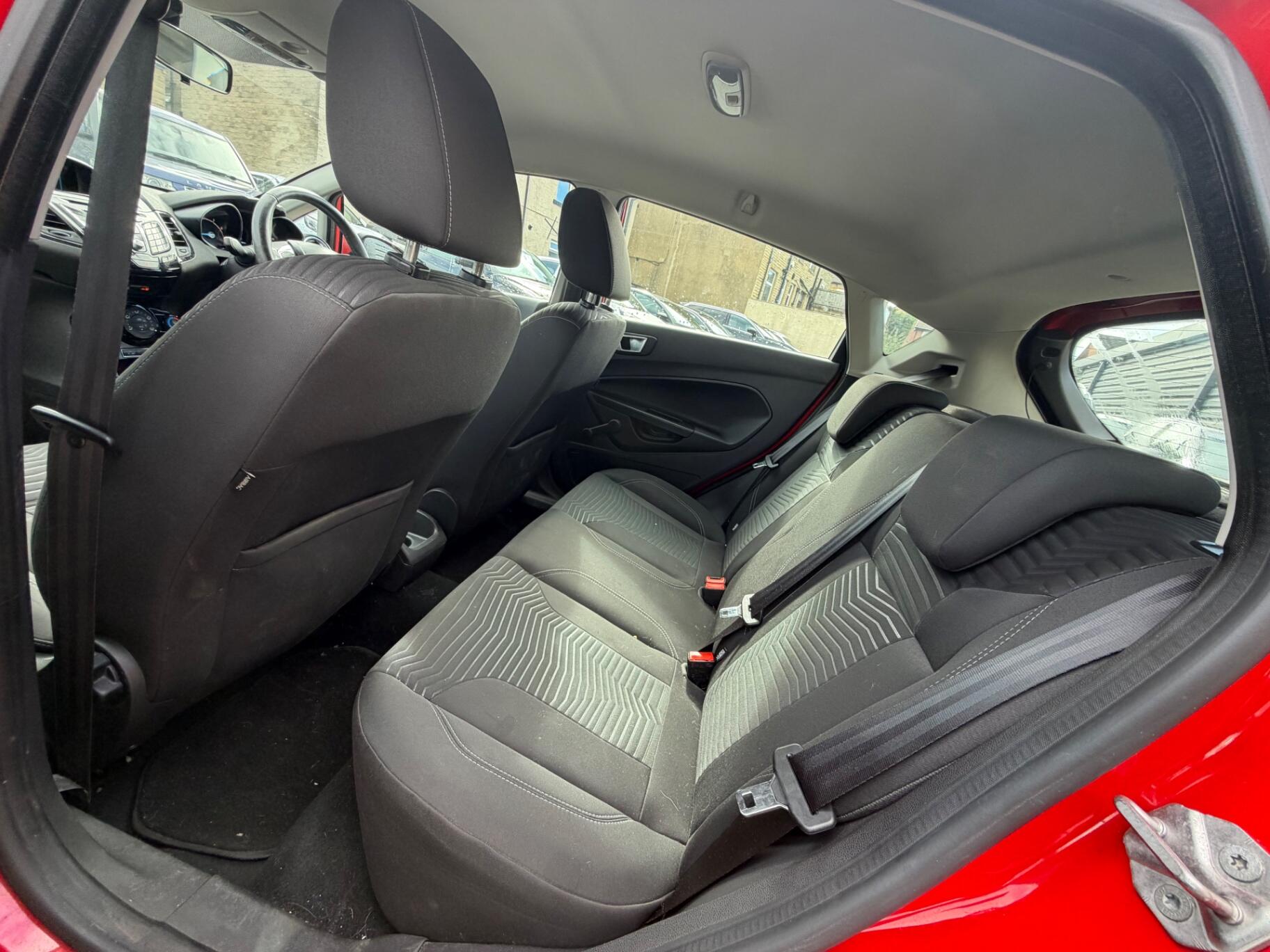 Ford Fiesta view 17
