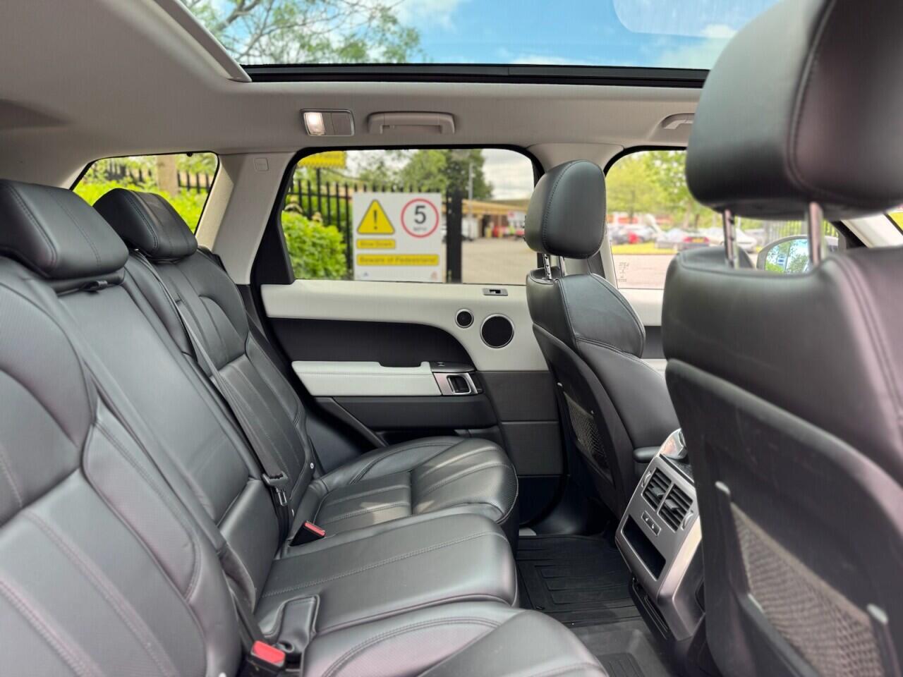 Land Rover Range Rover Sport view 32