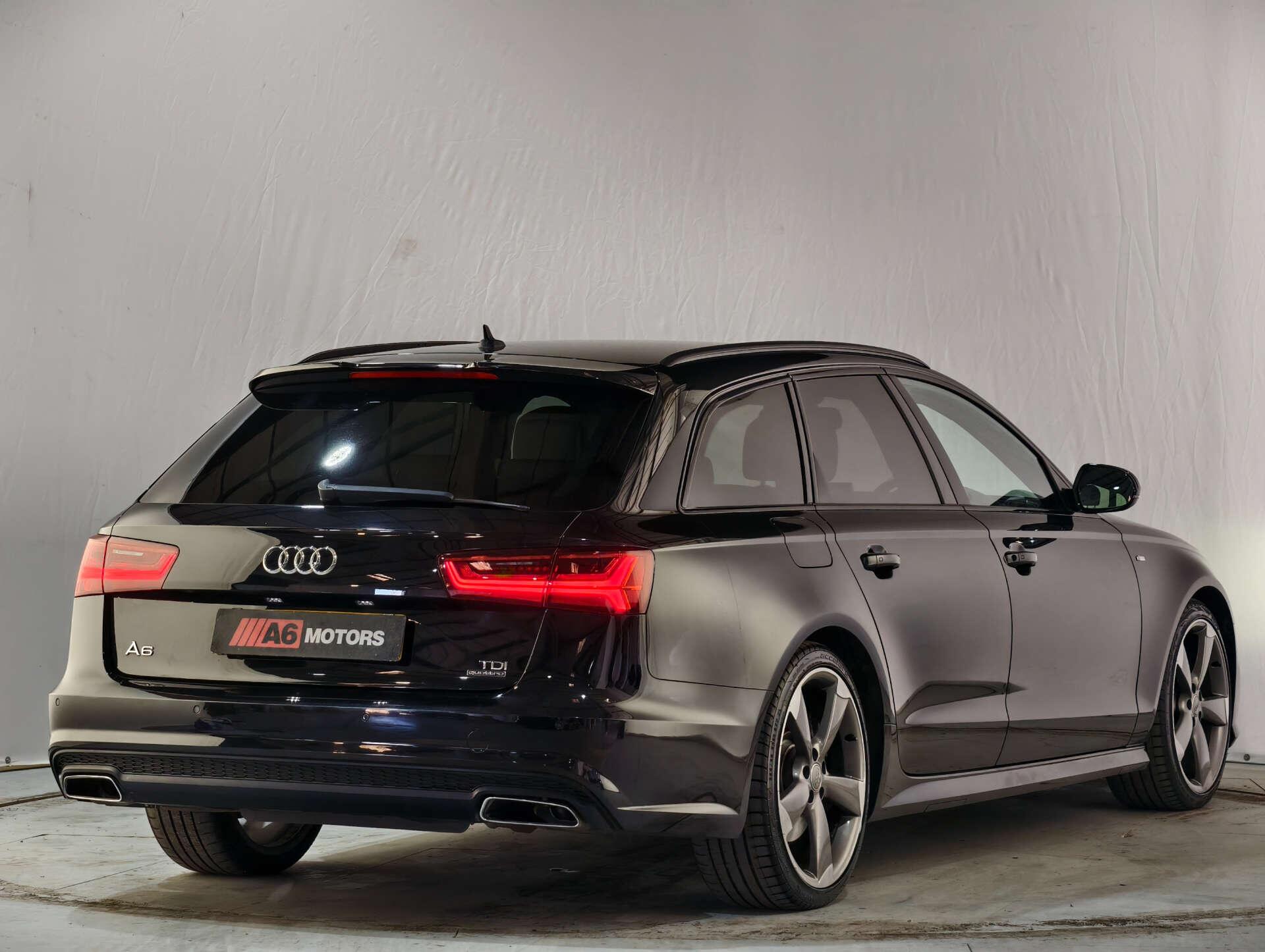 Audi A6 Avant view 12